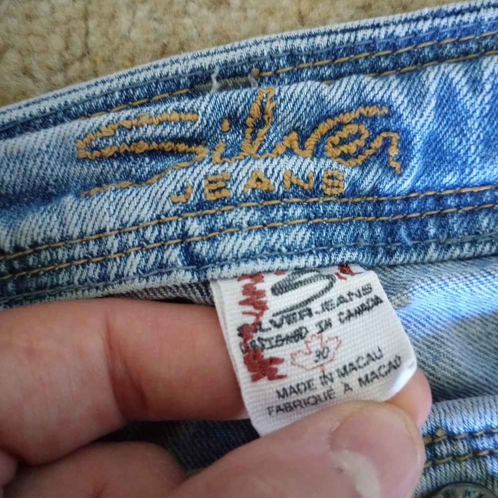 Silver Jeans - Picture 6 of 9